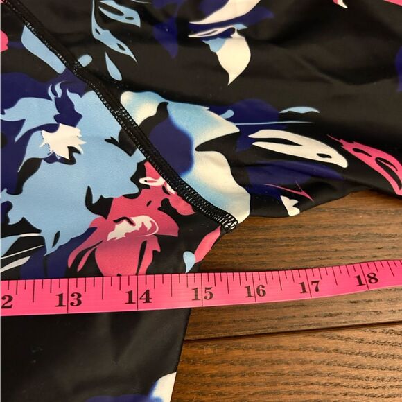 NWOT Floral Print Long Sleeve One Piece Swimsuit for Sports/Surfing size medium - Picture 8 of 8